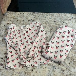 2 Piece Holiday pajamas - 3T